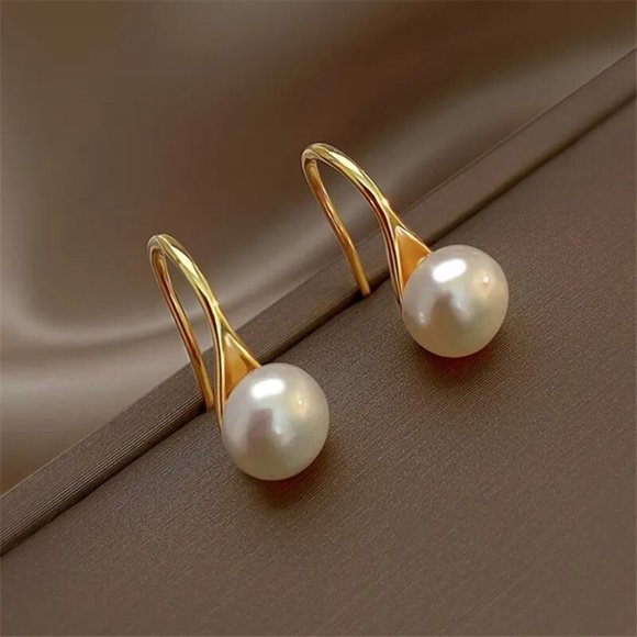Simple And Design Of Luxury Freshwater Pearl Pendant Earrings - Picture 4 of 8